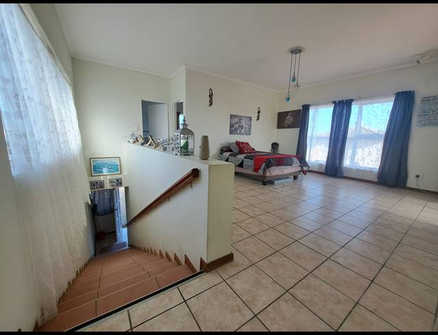 3 BEDROOM FREEHOLD FOR SALE IN MYBURGH PARK